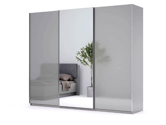 Чому кутові шафи-купе варті вашої уваги 